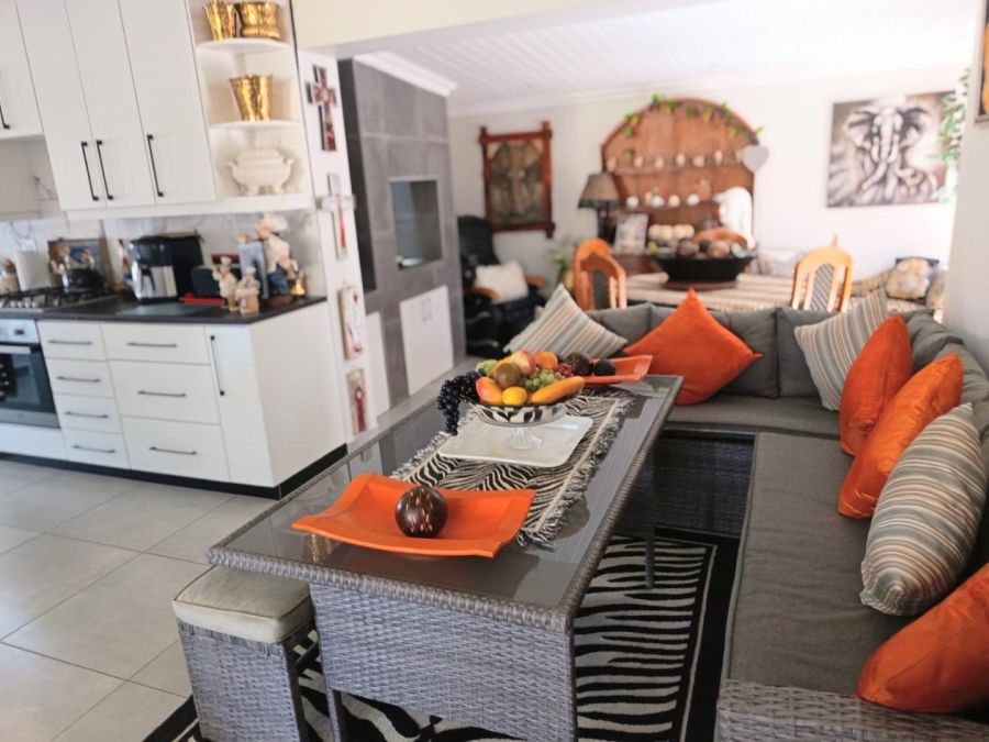 3 Bedroom Property for Sale in Ferreira Town Eastern Cape